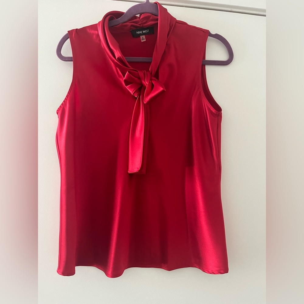 Nine West sleeveless blouse ( M)